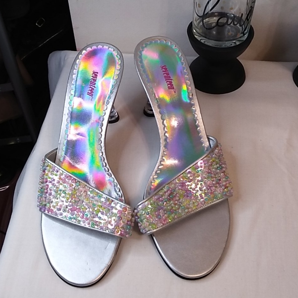 COPY - Seventeen silver tone beaded heels Sz8